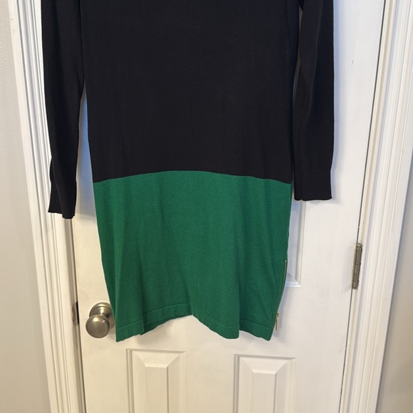Michael Kors Black & Green Sweater Dress w/ Gold Side Zippers - Picture 3 of 10